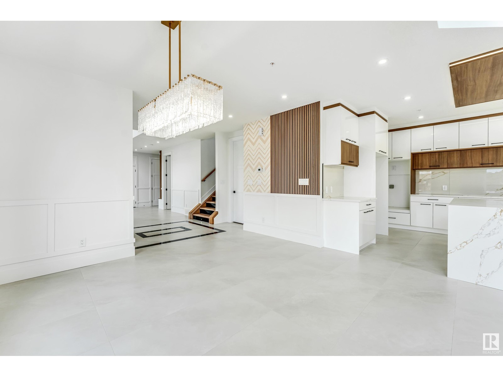 Property at 6304 20 ST NE image 2