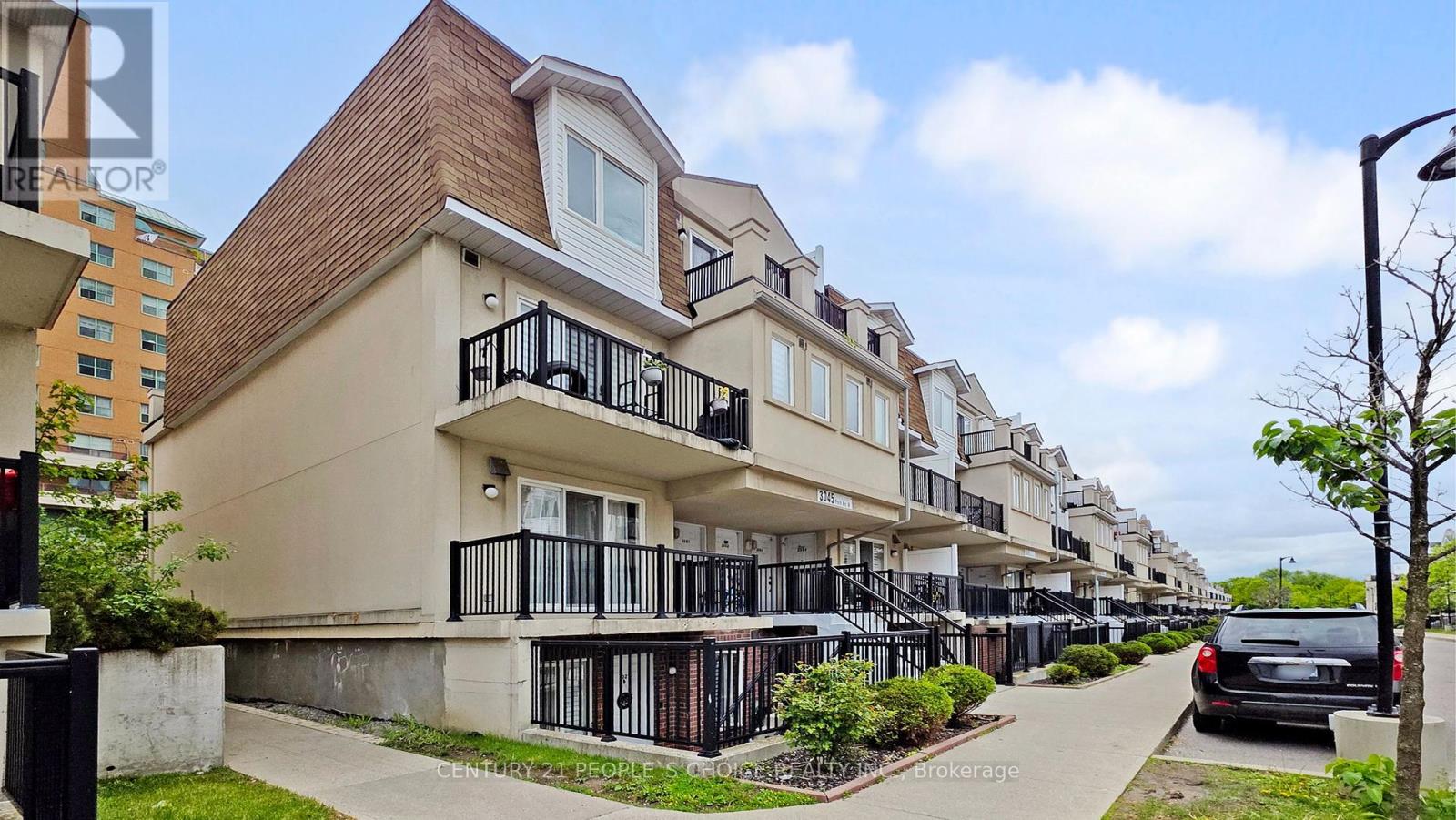 1028 - 3045 Finch Avenue W, Toronto, Ontario  M9M 0A5 - Photo 2 - W12159374