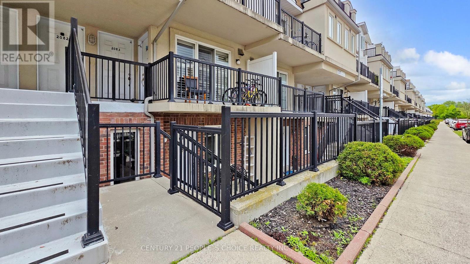 1028 - 3045 Finch Avenue W, Toronto, Ontario  M9M 0A5 - Photo 3 - W12159374