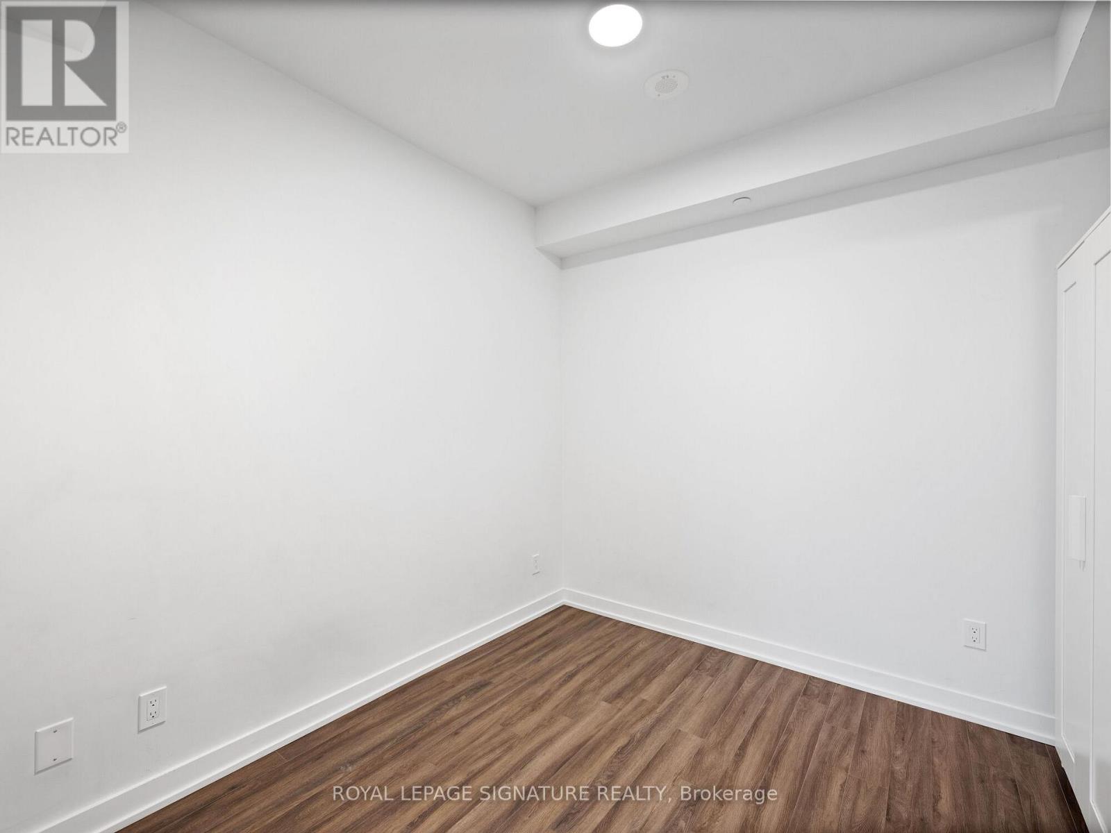 1717 - 1926 Lake Shore Boulevard W, Toronto (South Parkdale), Ontario  M6S 1A1 - Photo 14 - W12172012
