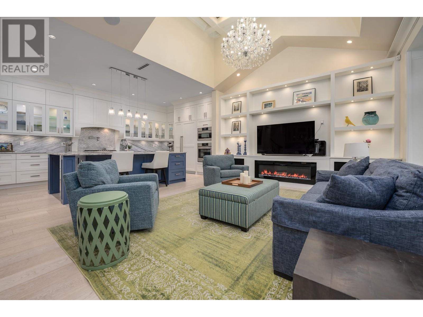 Property at 96 67 STREET image 4