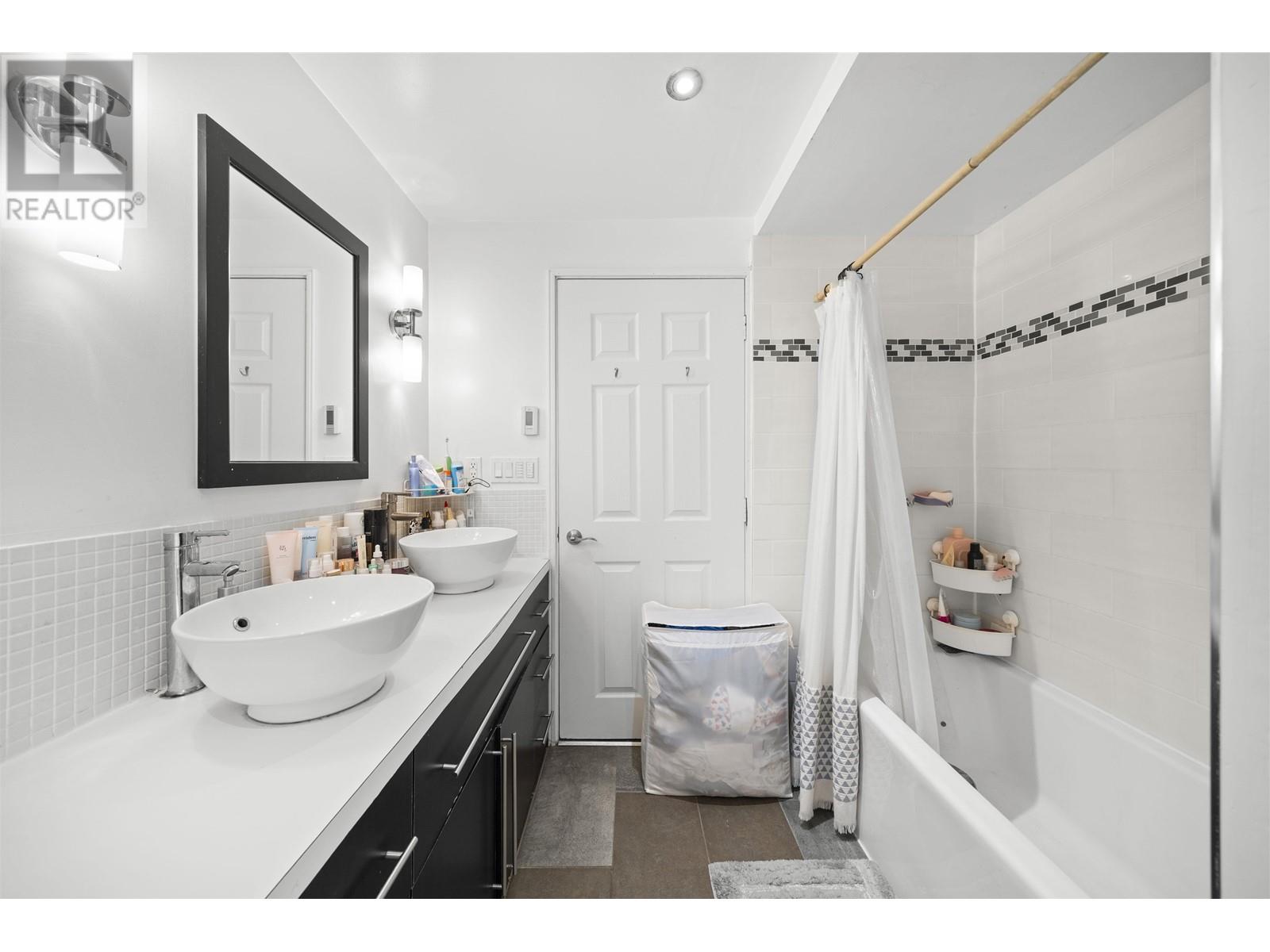 2647 Dundas Street, Vancouver, British Columbia  V5K 1R1 - Photo 16 - R3005441