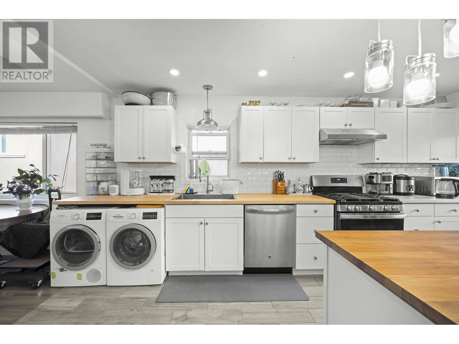 2647 Dundas Street, Vancouver, British Columbia  V5K 1R1 - Photo 6 - R3005441