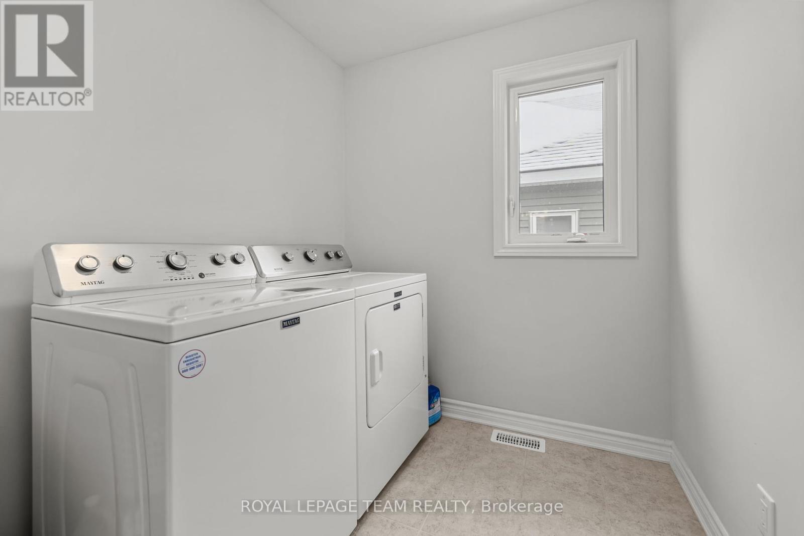 42 Lentago Avenue, Ottawa, Ontario  K2J 7A2 - Photo 14 - X12172019