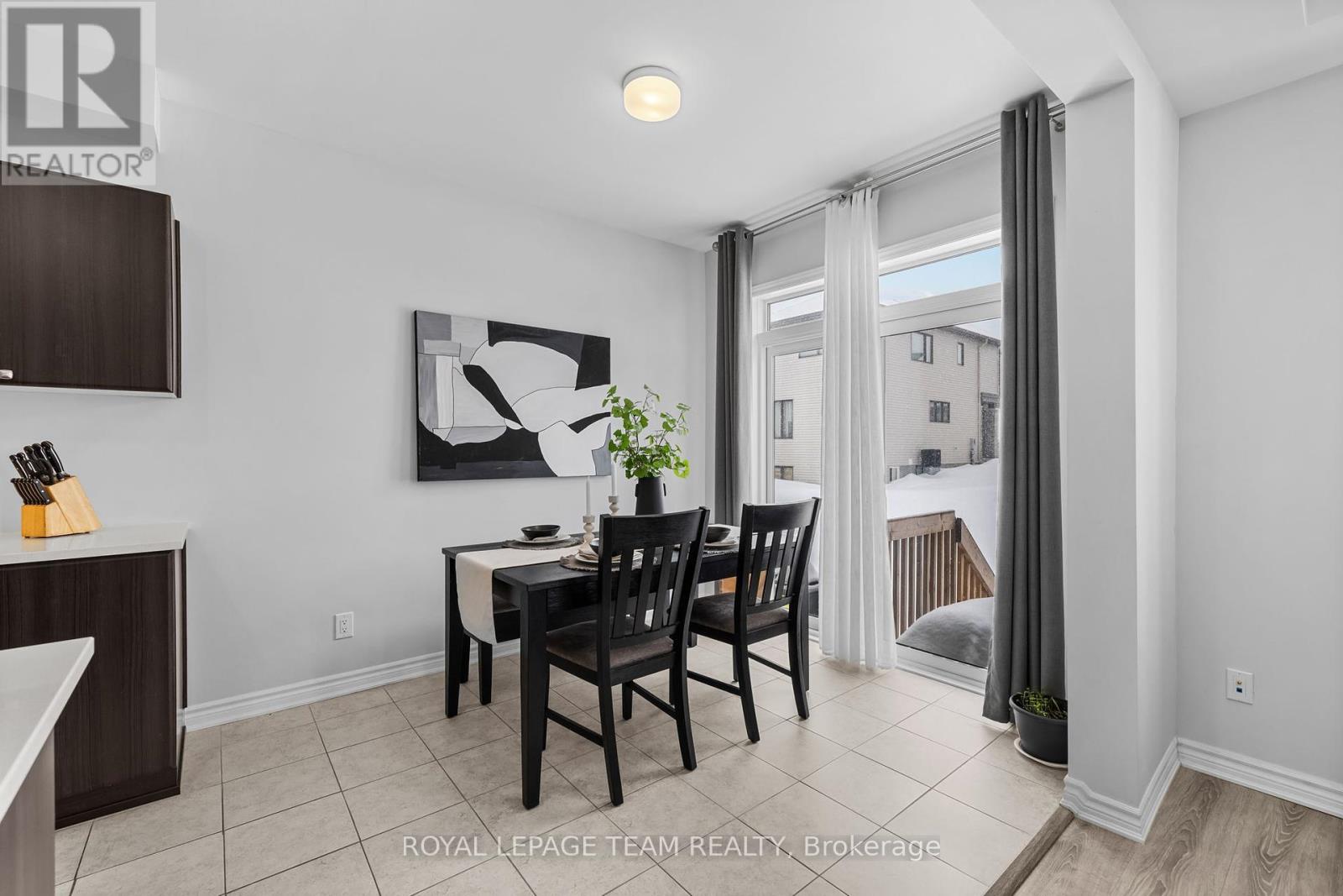 42 Lentago Avenue, Ottawa, Ontario  K2J 7A2 - Photo 5 - X12172019