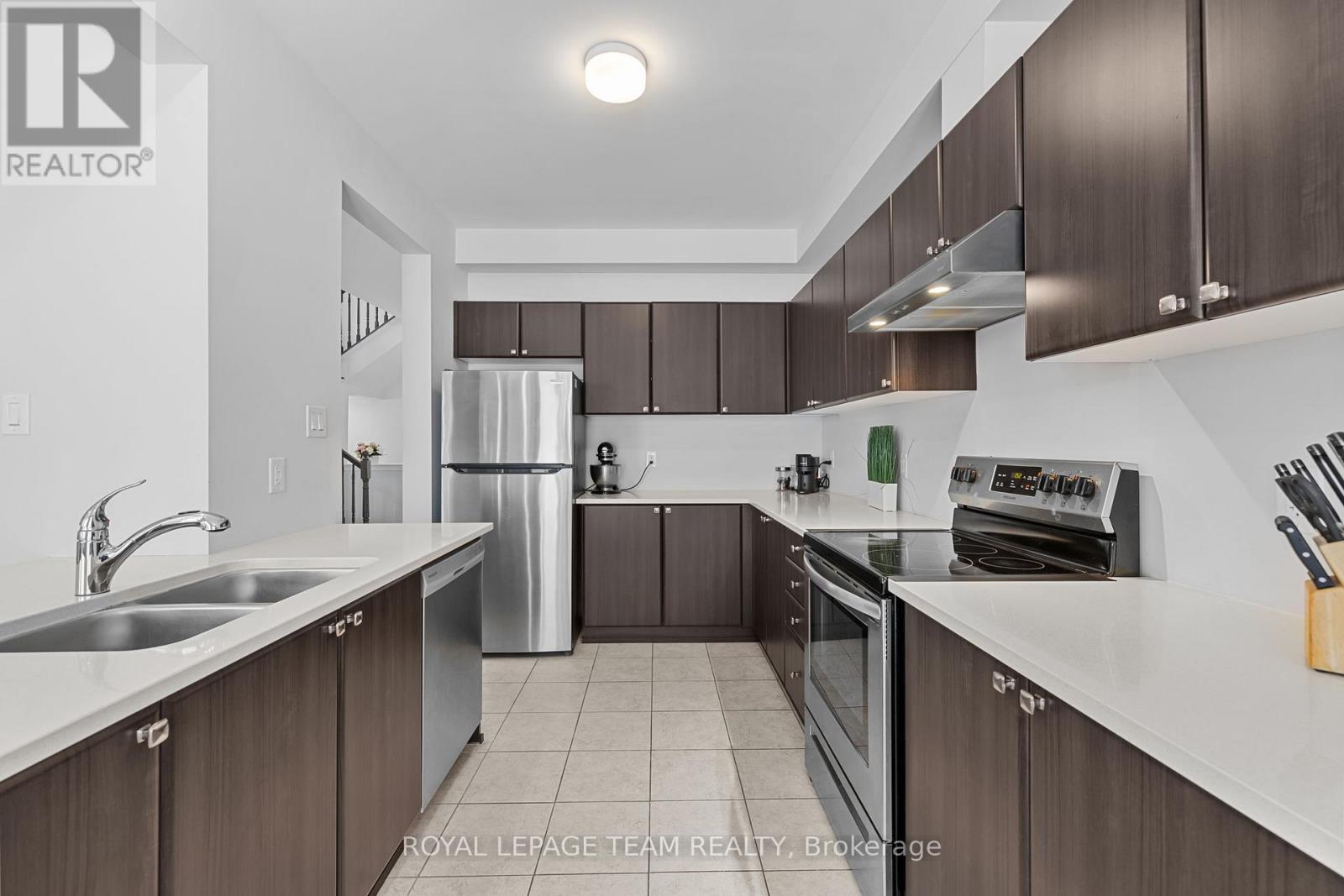 42 Lentago Avenue, Ottawa, Ontario  K2J 7A2 - Photo 9 - X12172019