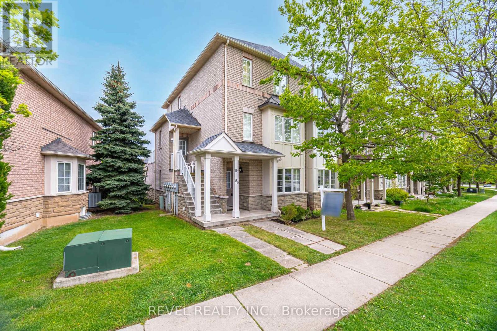 Property at 66 - 1489 HERITAGE WAY image 2