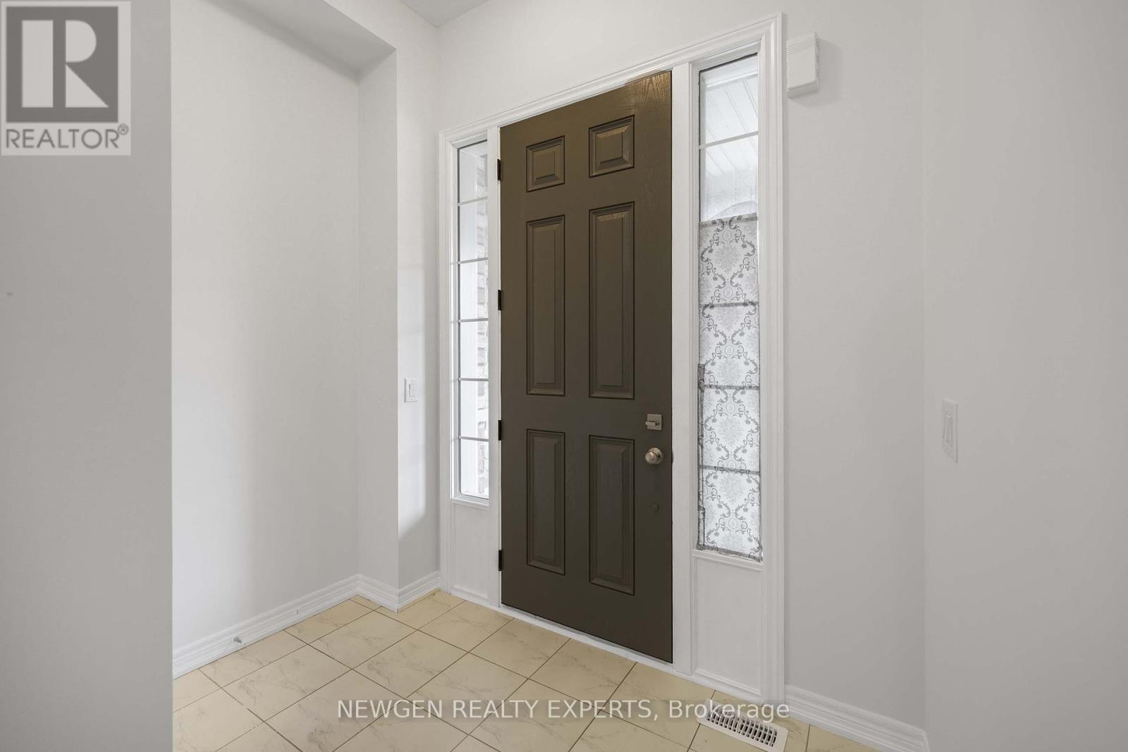 9 Stonehill Avenue, Kitchener, Ontario  N2R 0N9 - Photo 6 - X12172025