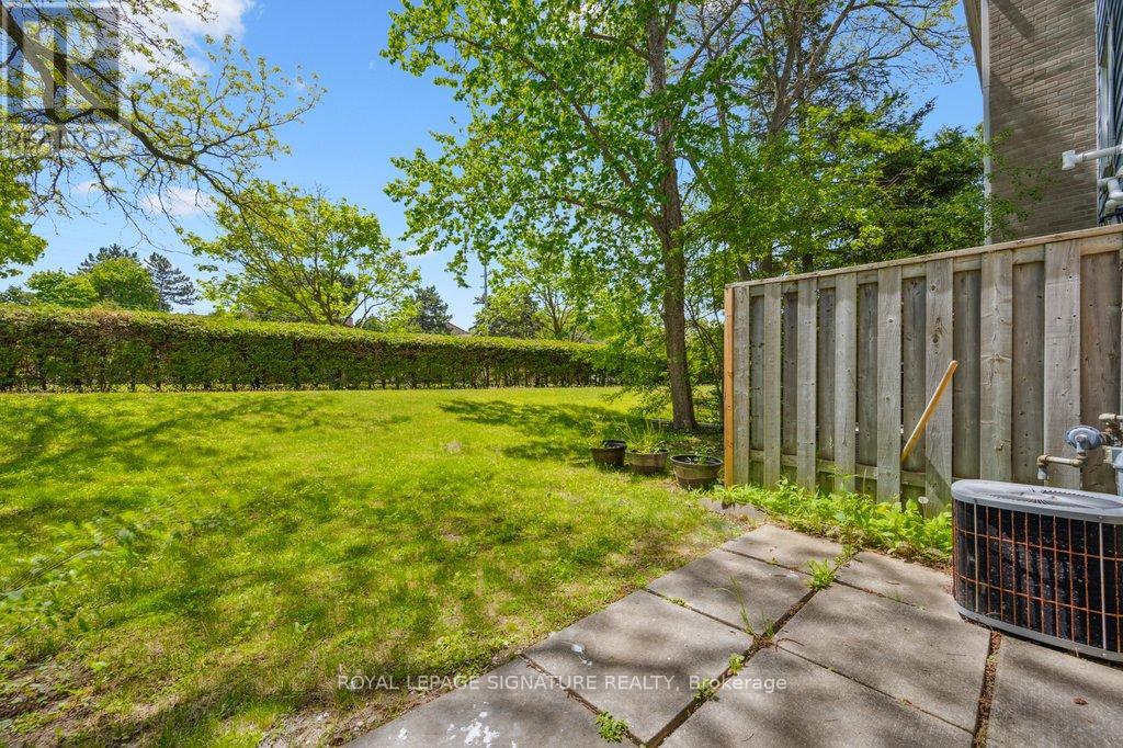 1856 John Street, Markham (Bayview Fairway-Bayview Country Club Estates), Ontario  L3T 1Z1 - Photo 17 - N12166073