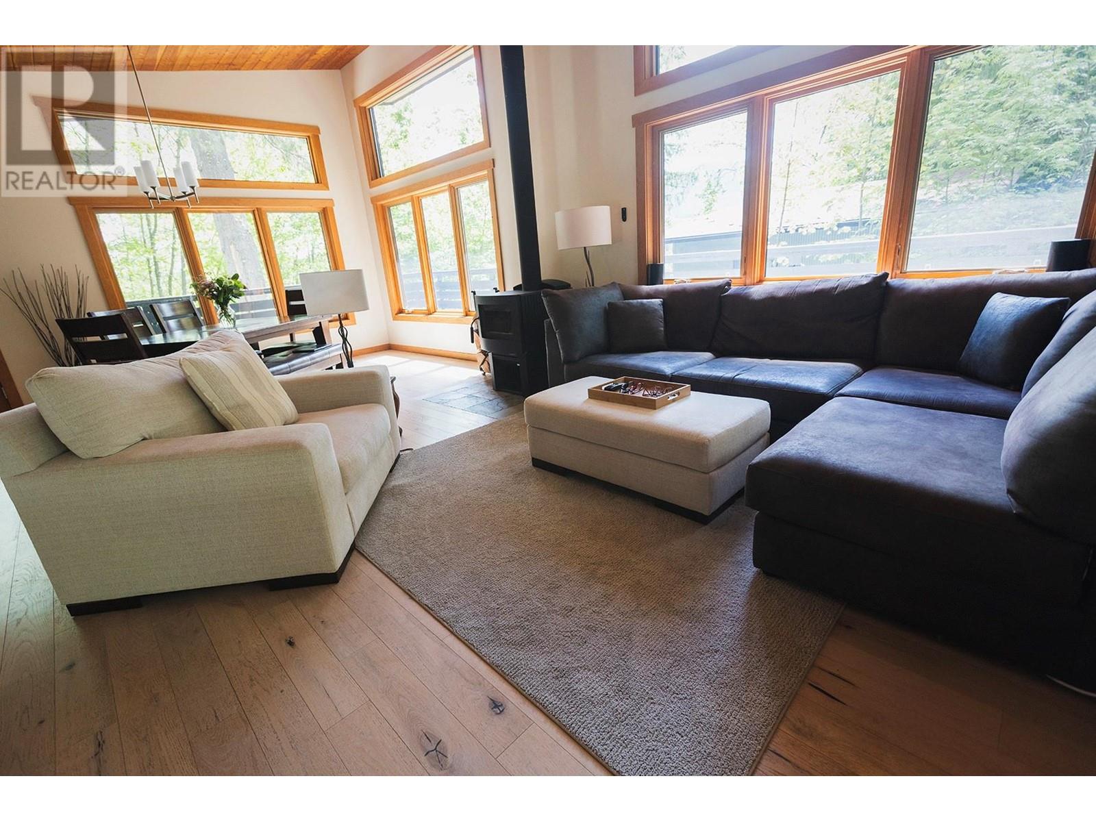 1670 Park Street, Rossland, British Columbia  V0G 1Y0 - Photo 28 - 10349132