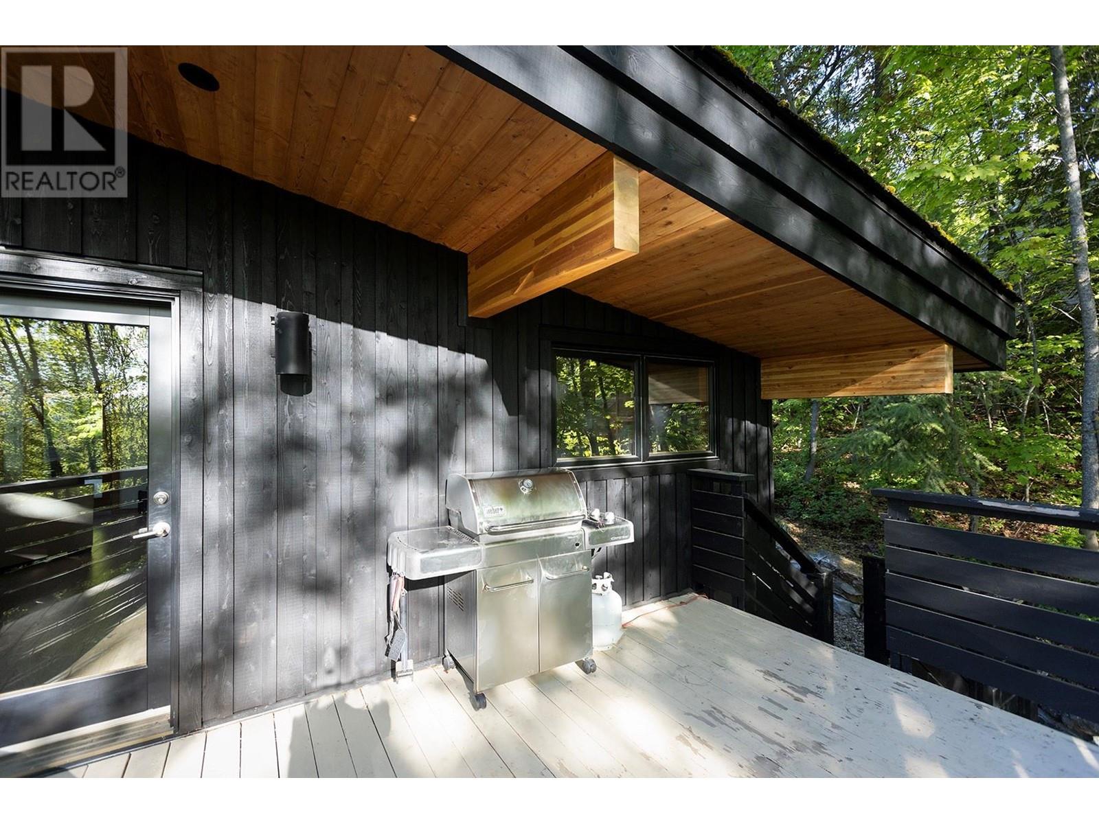 1670 Park Street, Rossland, British Columbia  V0G 1Y0 - Photo 31 - 10349132