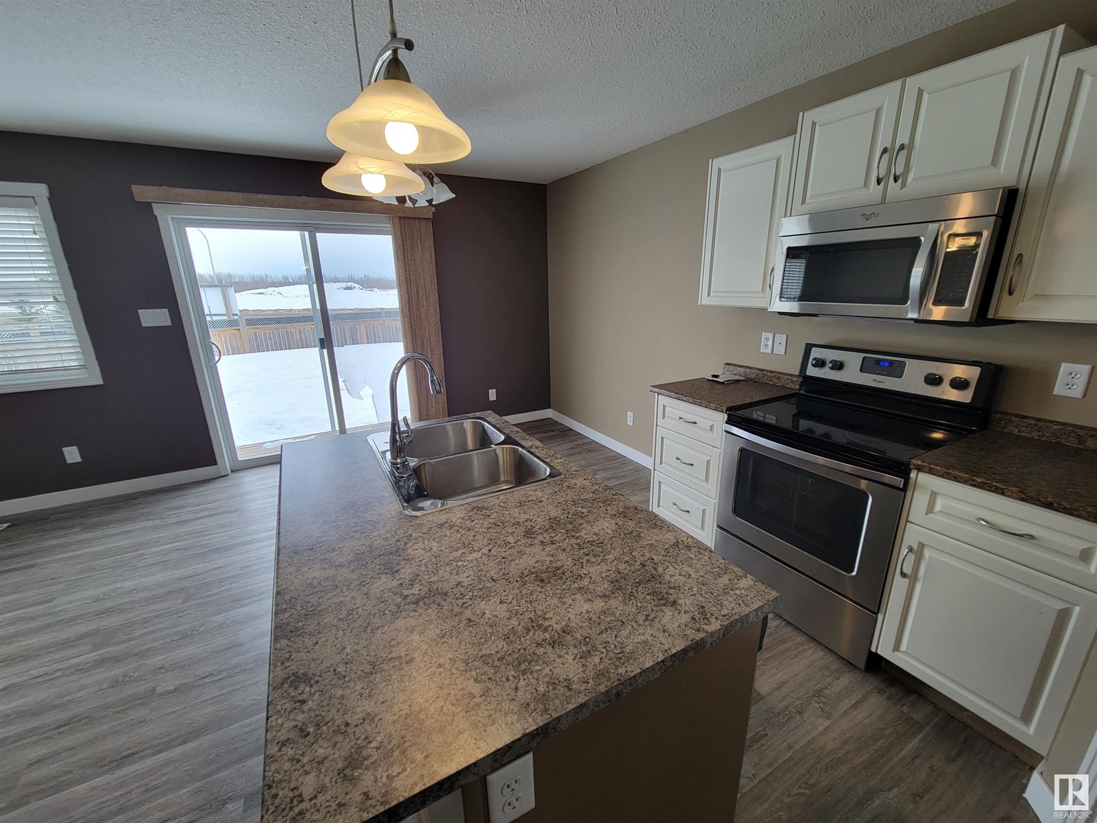 703d Rocky Wy, Cold Lake, Alberta  T9M 0H3 - Photo 5 - E4421858