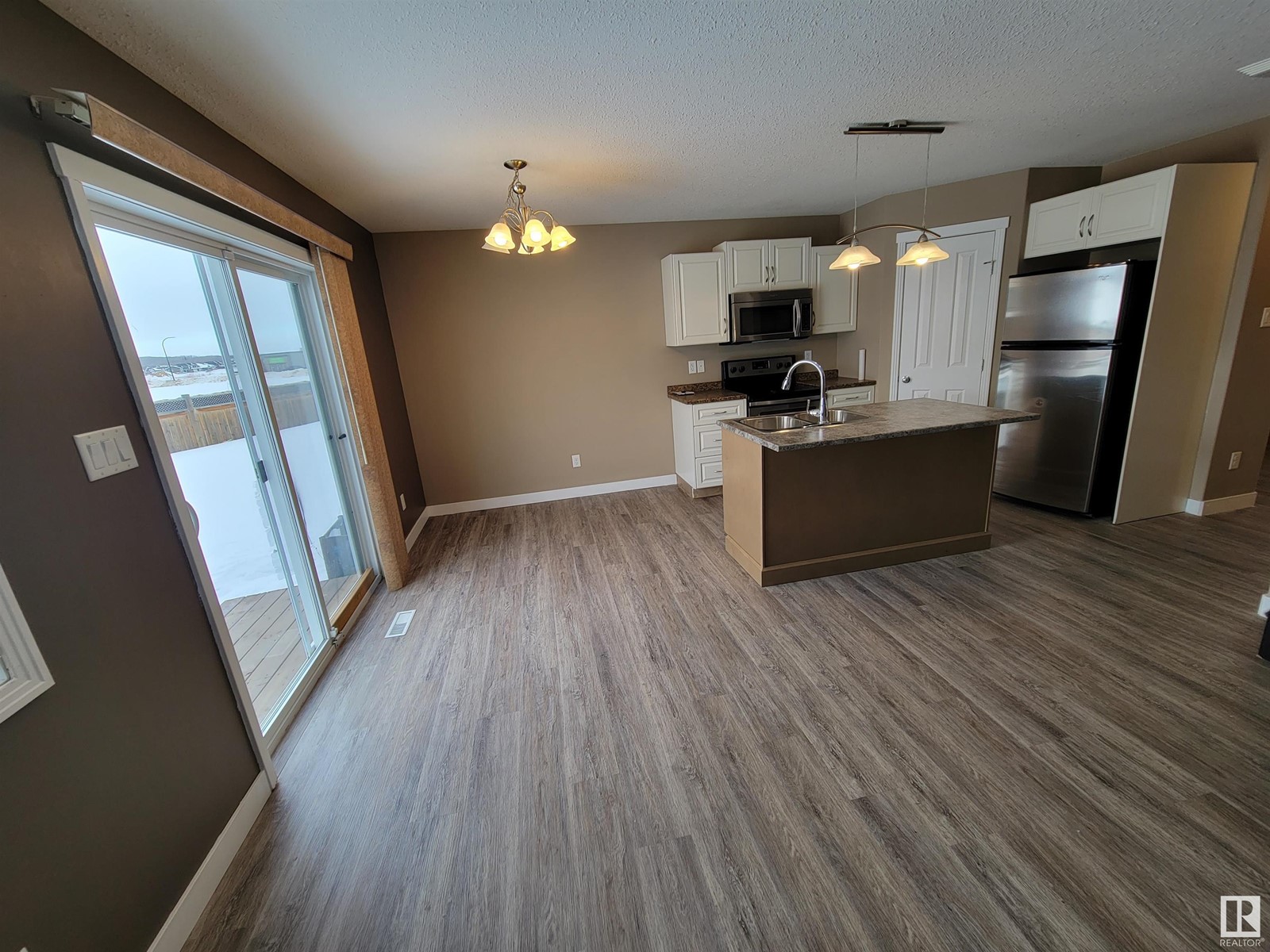 703d Rocky Wy, Cold Lake, Alberta  T9M 0H3 - Photo 7 - E4421858
