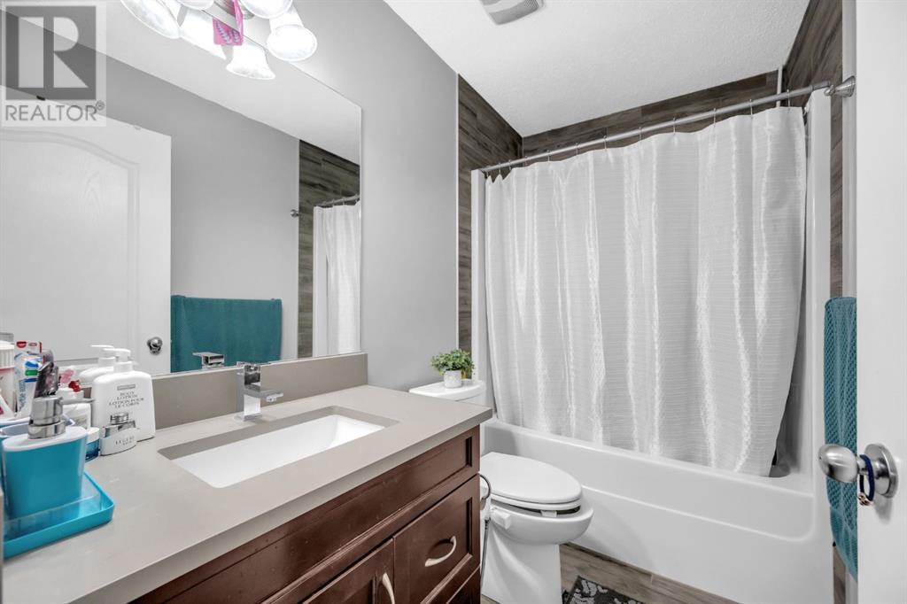 288 Saddlecrest Way Ne, Calgary, Alberta  T3J 5N3 - Photo 25 - A2214421