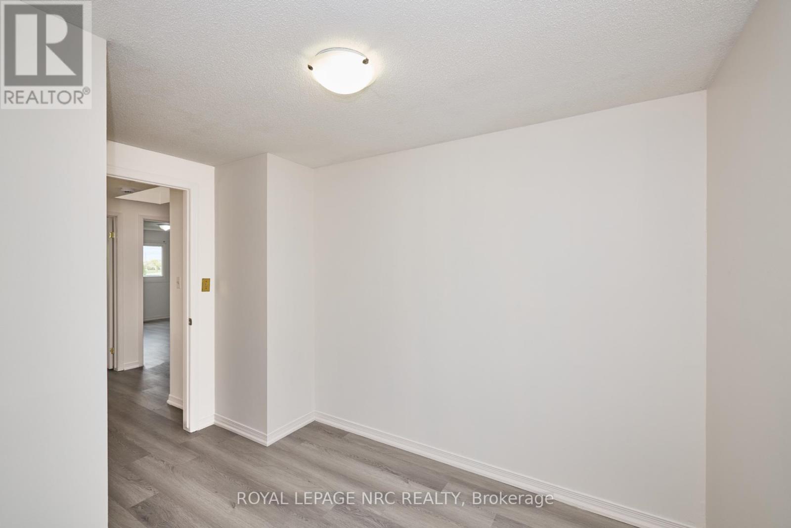 19 Rannie Court, Thorold, Ontario  L2V 4X1 - Photo 24 - X12172042