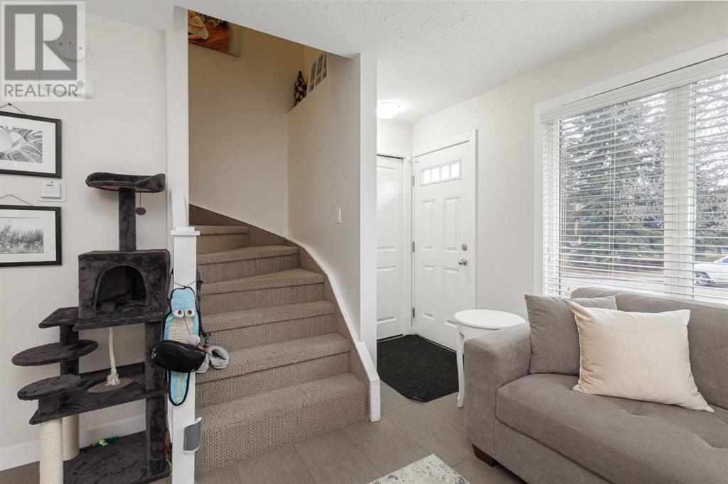 4408 33 Avenue Sw, Calgary, Alberta  t3e 0y5 - Photo 5 - A2214922