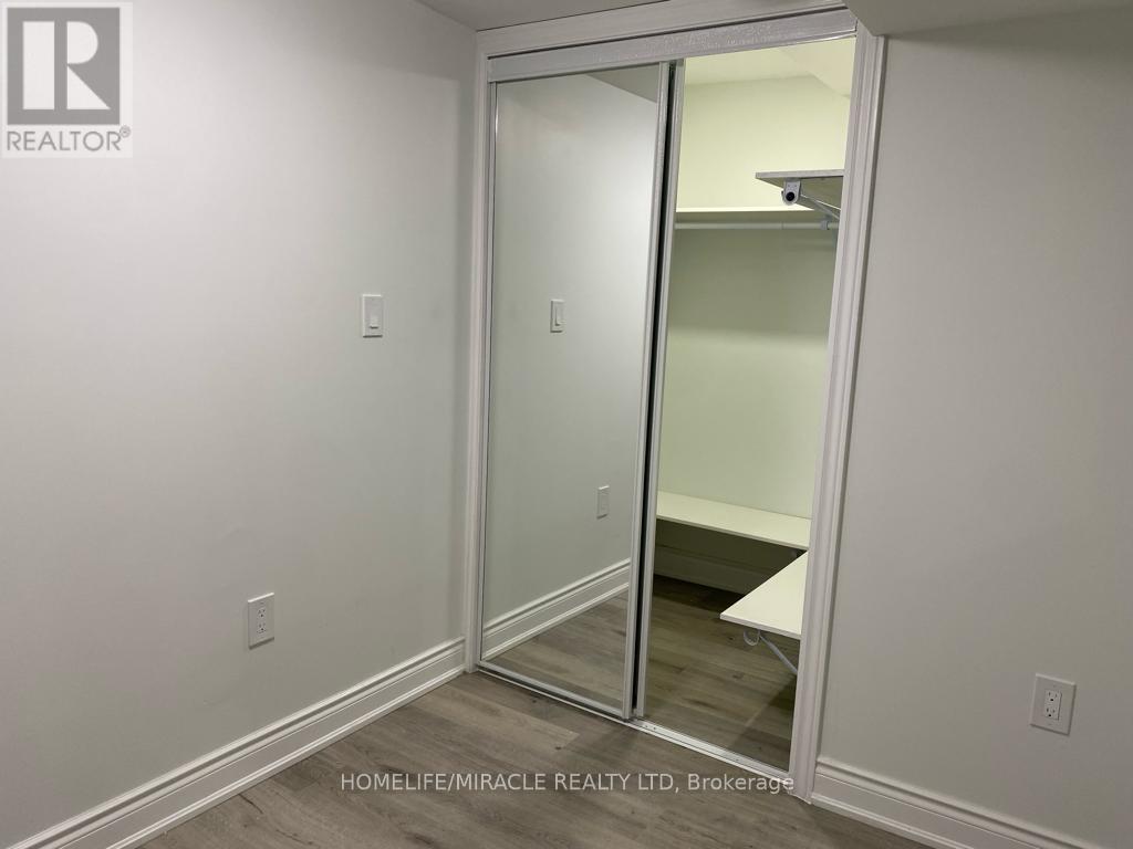 Bsmt - 37 Stanwell Drive, Brampton, Ontario  L6Z 3Y8 - Photo 11 - W12172049