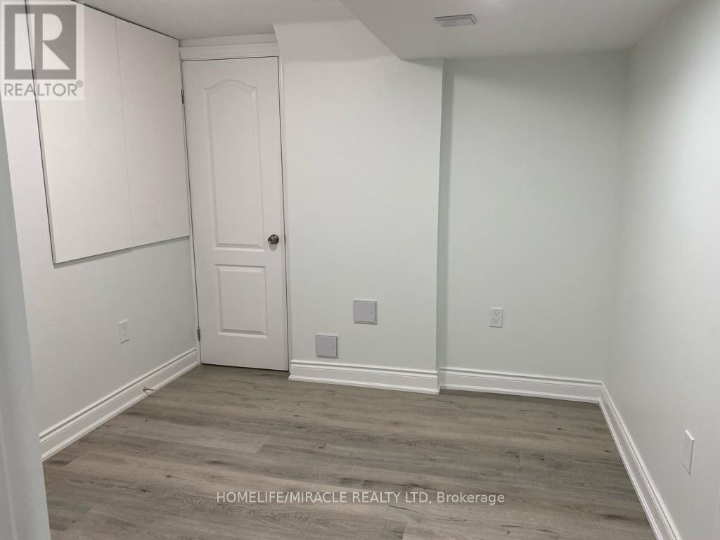 Bsmt - 37 Stanwell Drive, Brampton, Ontario  L6Z 3Y8 - Photo 6 - W12172049