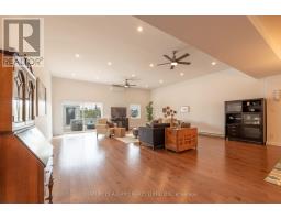 40 KING STREET W, Cobourg, Ontario