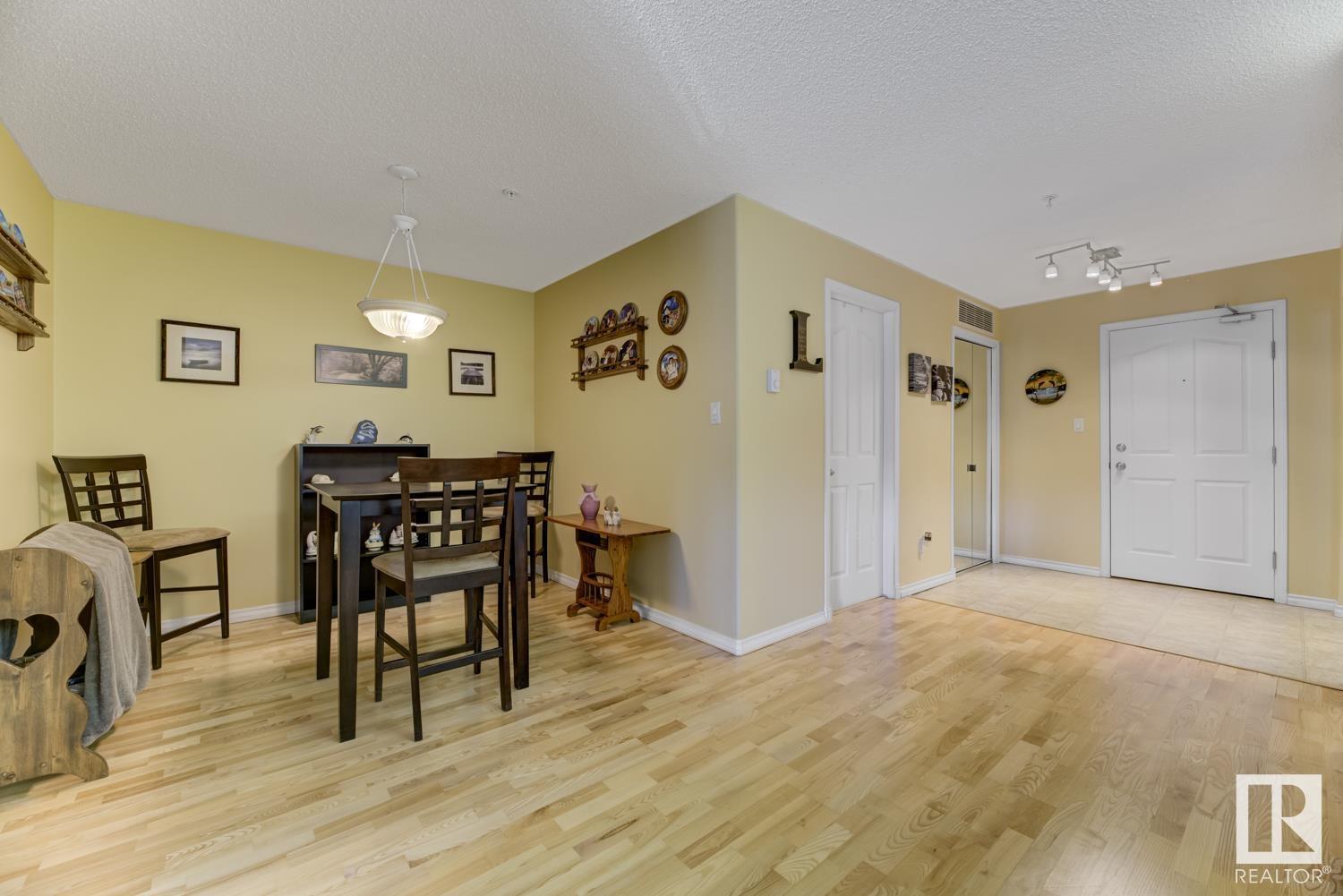 #340 16311 95 St Nw, Edmonton, Alberta  T5Z 3Y5 - Photo 3 - E4438461