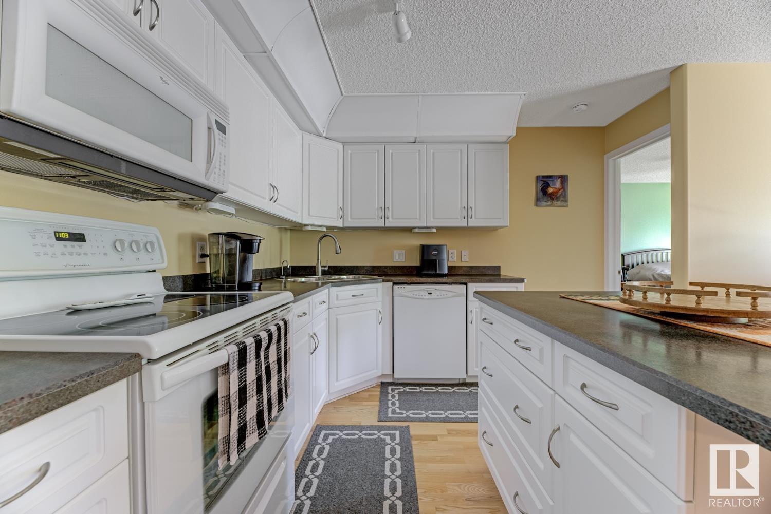 #340 16311 95 St Nw, Edmonton, Alberta  T5Z 3Y5 - Photo 8 - E4438461
