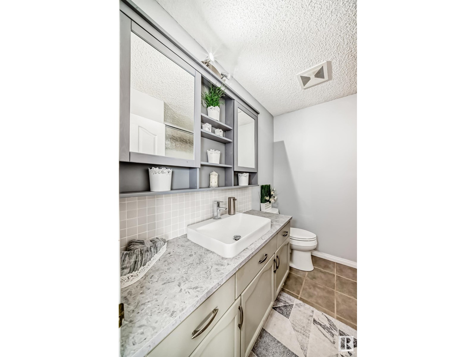 4015 28a St Nw, Edmonton, Alberta  T6T 1L8 - Photo 34 - E4432442