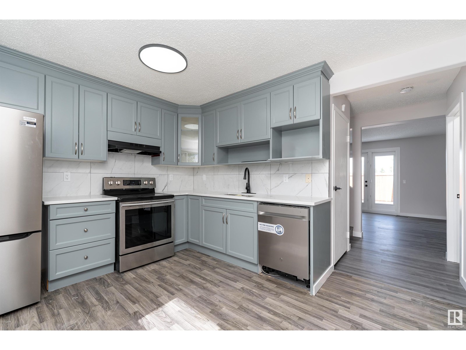 1244 Lakewood Rd W Nw Nw, Edmonton, Alberta  T6K 3P2 - Photo 14 - E4438462