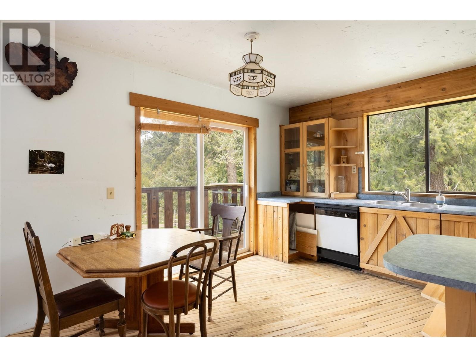 1538 Creighton Valley Road, Lumby, British Columbia  V0E 2G1 - Photo 24 - 10333966