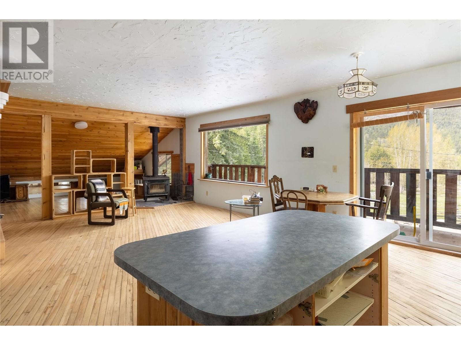 1538 Creighton Valley Road, Lumby, British Columbia  V0E 2G1 - Photo 28 - 10333966