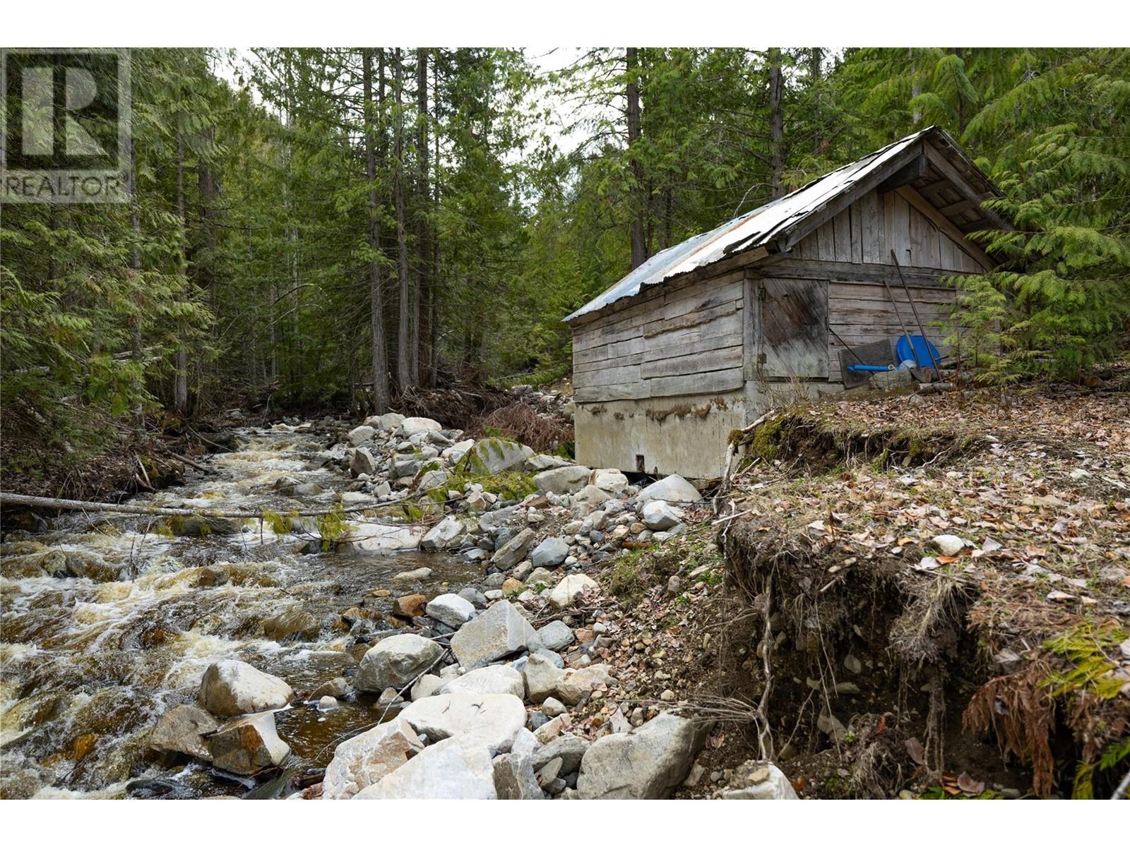 1538 Creighton Valley Road, Lumby, British Columbia  V0E 2G1 - Photo 38 - 10333966