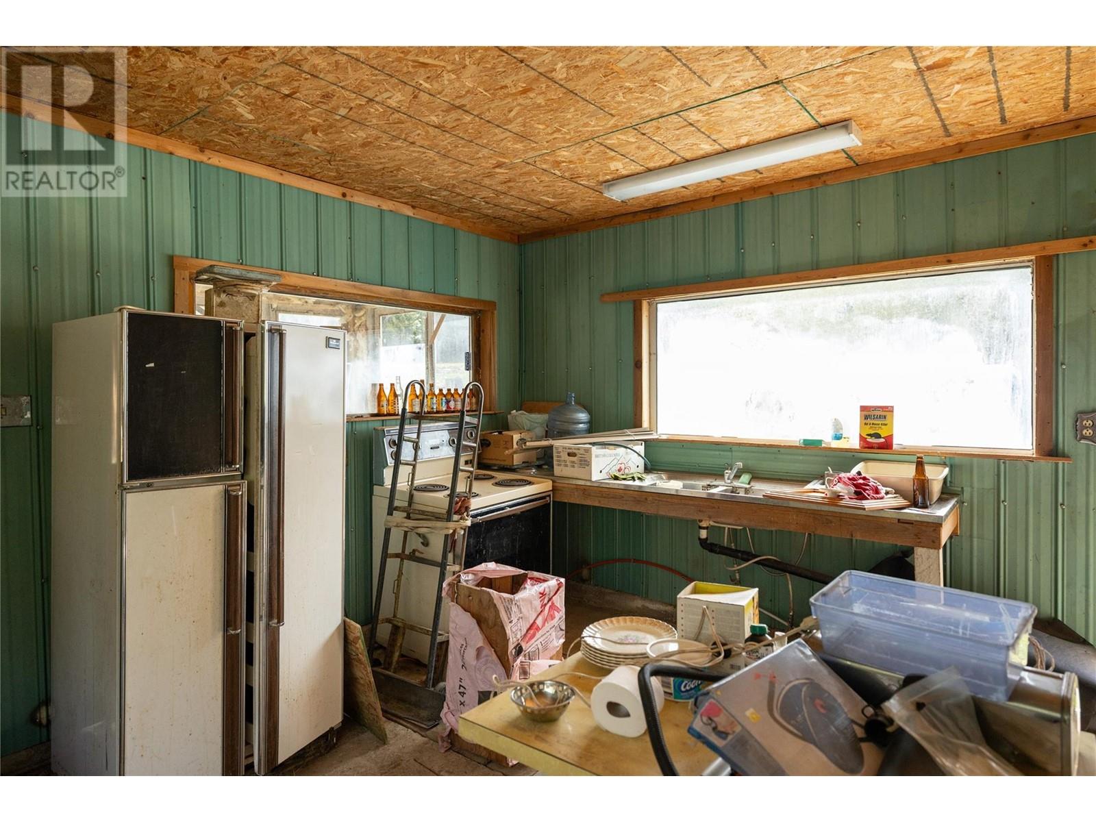 1538 Creighton Valley Road, Lumby, British Columbia  V0E 2G1 - Photo 34 - 10333967