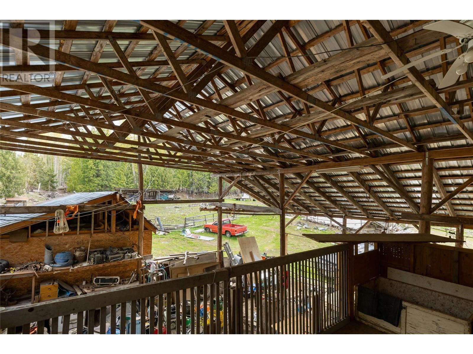 1538 Creighton Valley Road, Lumby, British Columbia  V0E 2G1 - Photo 33 - 10333967