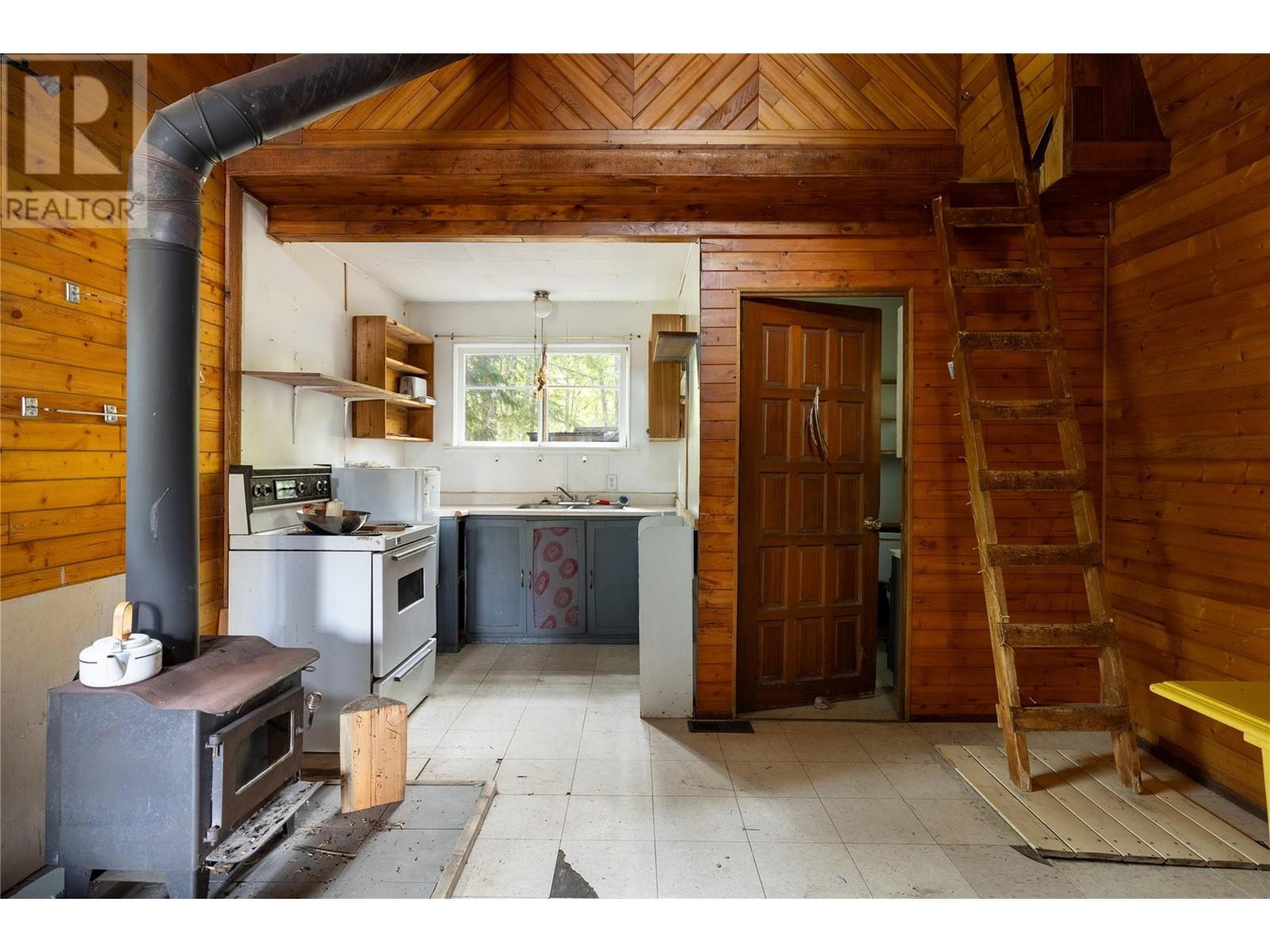 1538 Creighton Valley Road, Lumby, British Columbia  V0E 2G1 - Photo 55 - 10333967