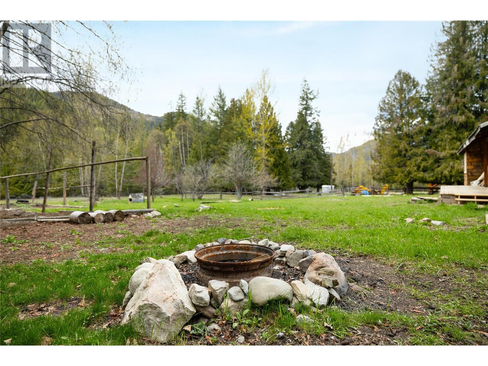 1538 Creighton Valley Road, Lumby, British Columbia  V0E 2G1 - Photo 45 - 10333967