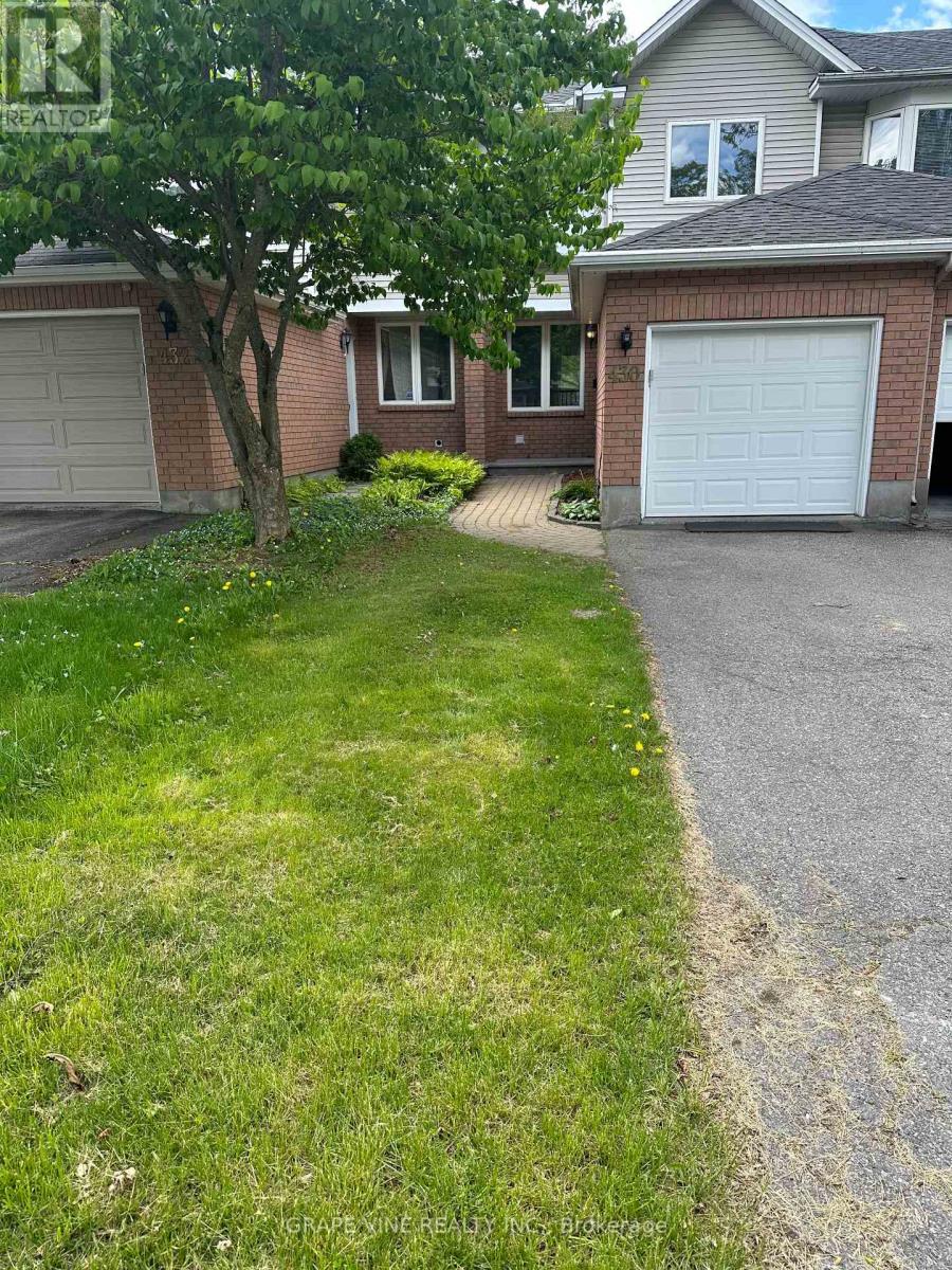430 Lawler Crescent, Ottawa, Ontario  K4A 3Y3 - Photo 1 - X12026440