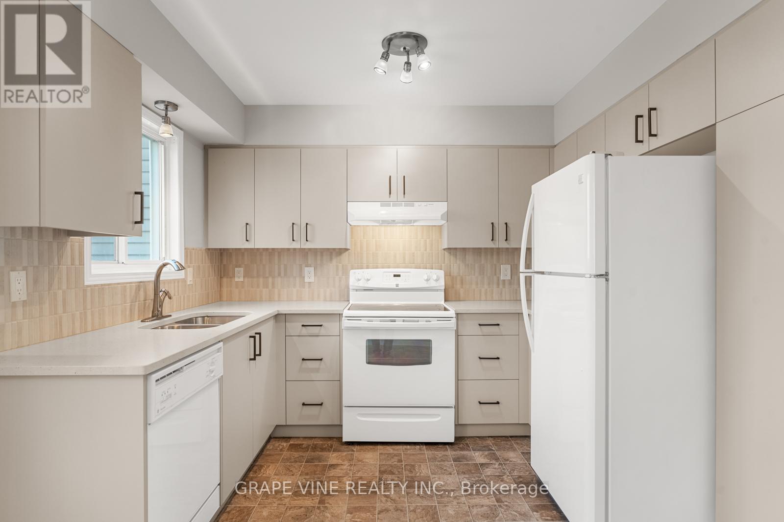 430 Lawler Crescent, Ottawa, Ontario  K4A 3Y3 - Photo 15 - X12026440