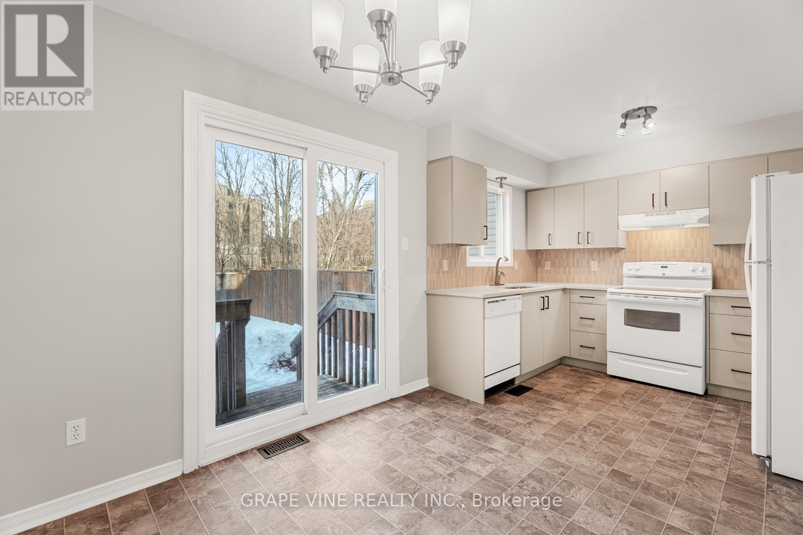 430 Lawler Crescent, Ottawa, Ontario  K4A 3Y3 - Photo 14 - X12026440
