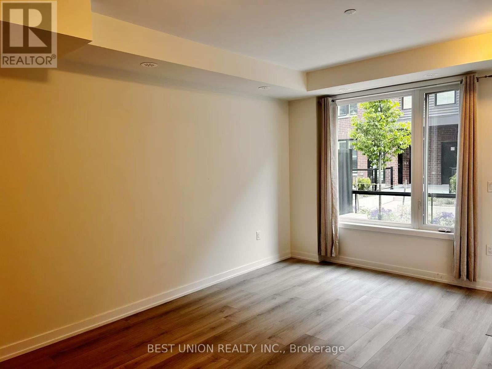 7 - 3550 Colonial Drive, Mississauga (Erin Mills), Ontario  L5L 0C1 - Photo 5 - W12172052