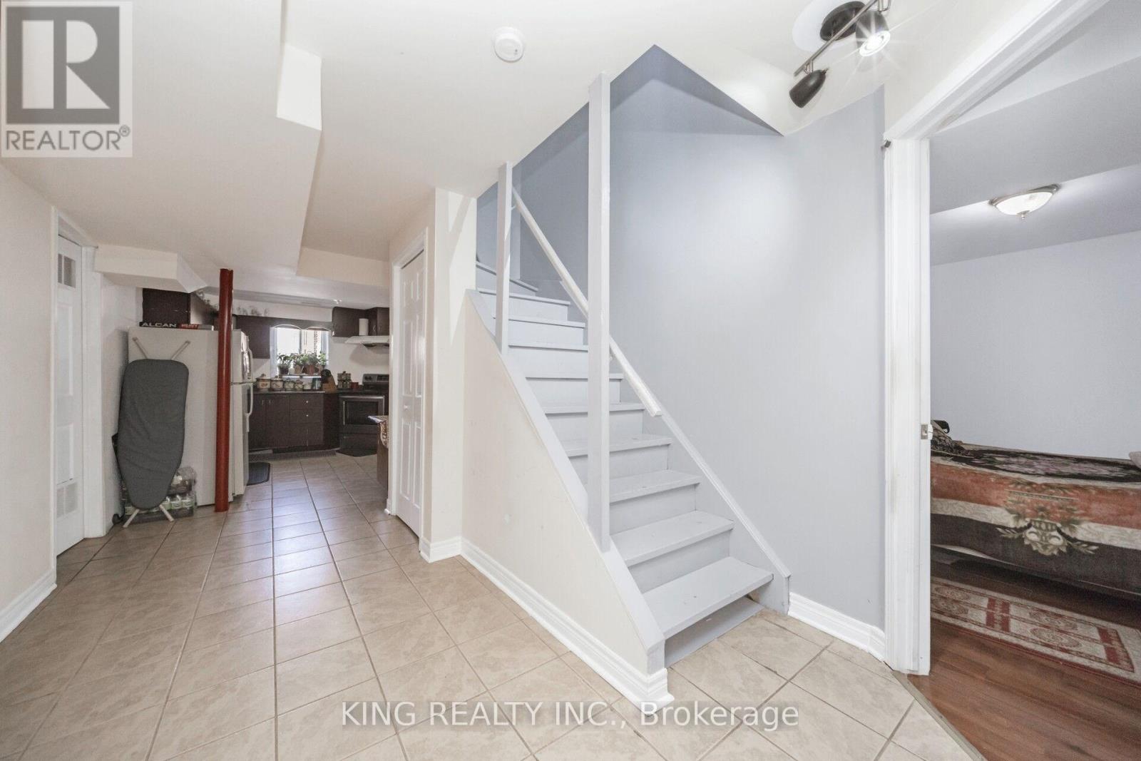 24 Snow Leopard Court, Brampton, Ontario  L6R 2L9 - Photo 41 - W12172076