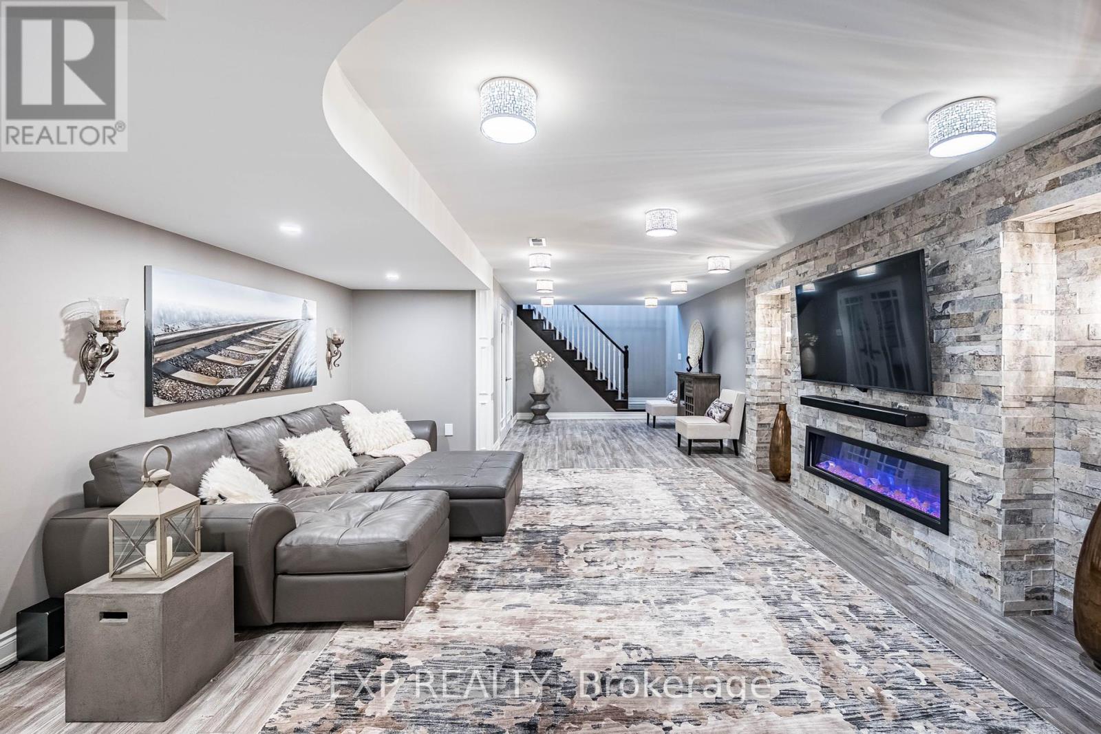2465 Village Common Street, Oakville, Ontario  L6M 0S2 - Photo 36 - W12159698
