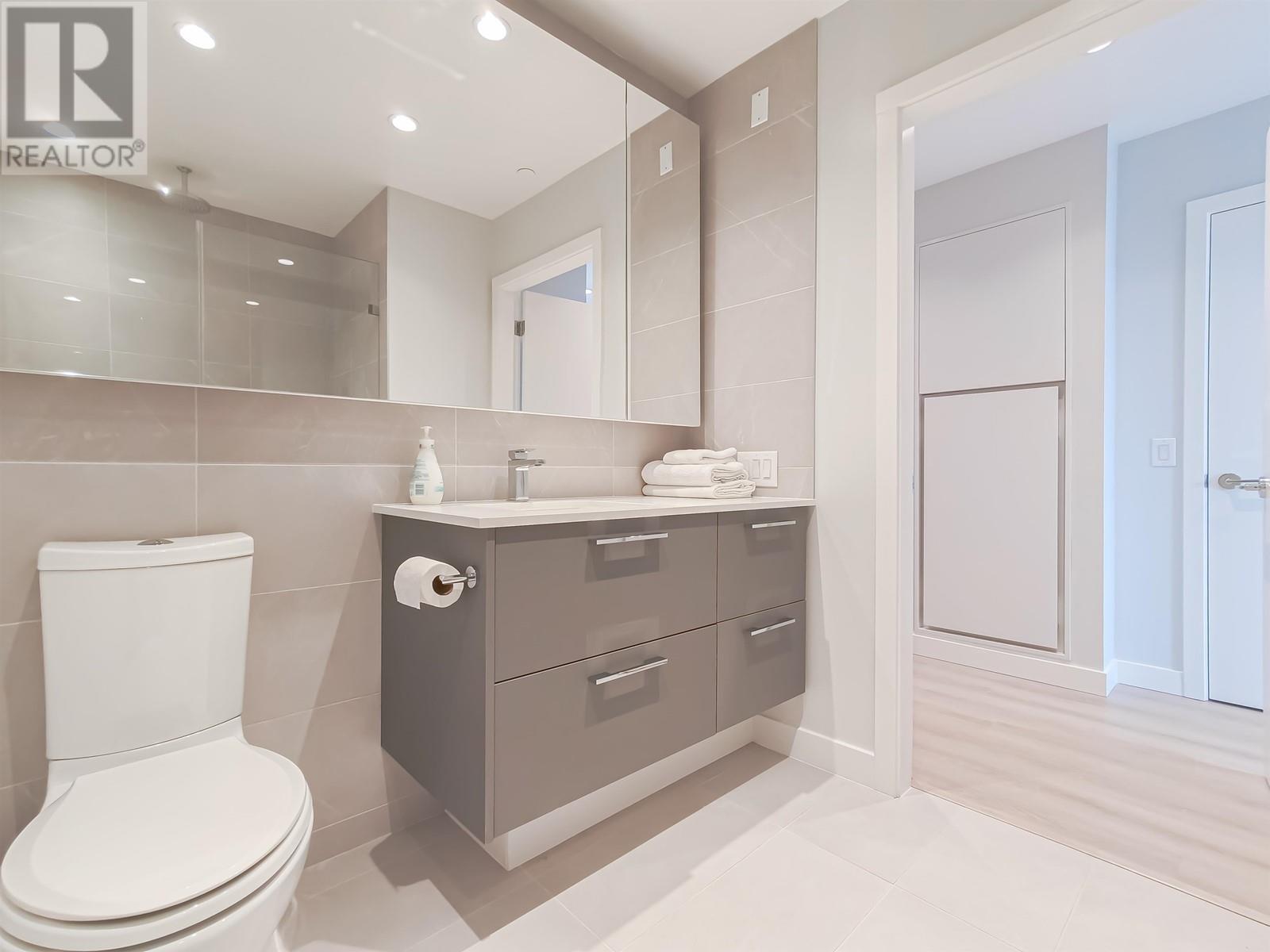 Listing Picture 8 of 12 : 509 5380 CROOKED BRANCH ROAD, Vancouver / 溫哥華 - 魯藝地產 Yvonne Lu Group - MLS Medallion Club Member