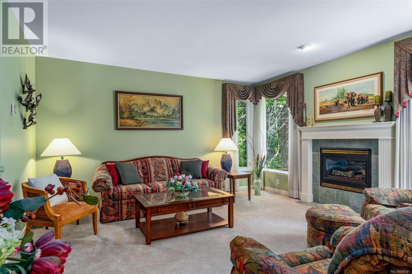 983 Carolwood Dr, Saanich, British Columbia  V8X 3T9 - Photo 11 - 996581