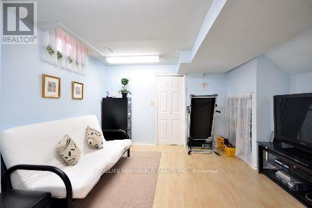 37 Hinda Lane N, Vaughan, Ontario  L6J 6S2 - Photo 8 - N12172085