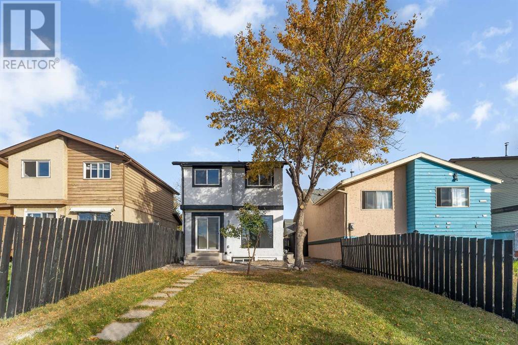 256 Abinger Crescent Ne, Calgary, Alberta  T2A 6L3 - Photo 33 - A2207135