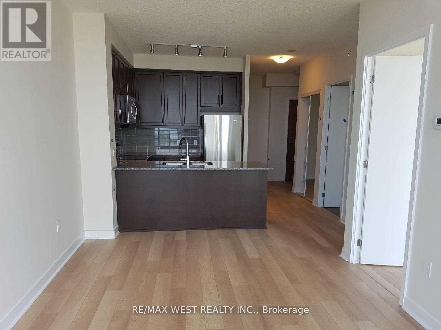 3610 - 3975 Grand Park Drive, Mississauga, Ontario  L5B 4M6 - Photo 5 - W12172087