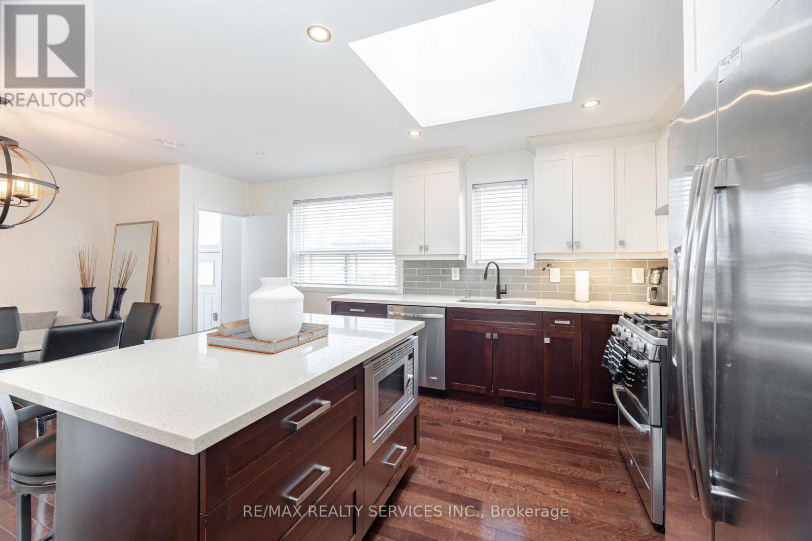 204 Craydon Road, Whitby, Ontario  L1N 2B6 - Photo 11 - E12158781
