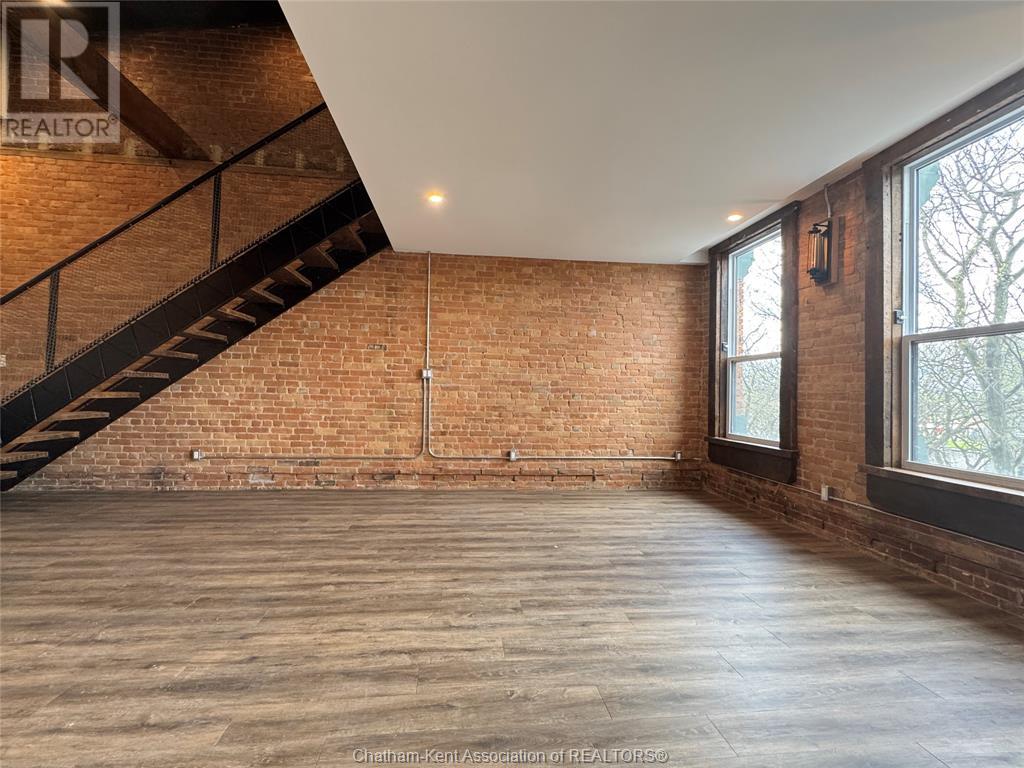 164 King Street Unit# 301, Chatham, Ontario  N7M 1E3 - Photo 4 - 25011191