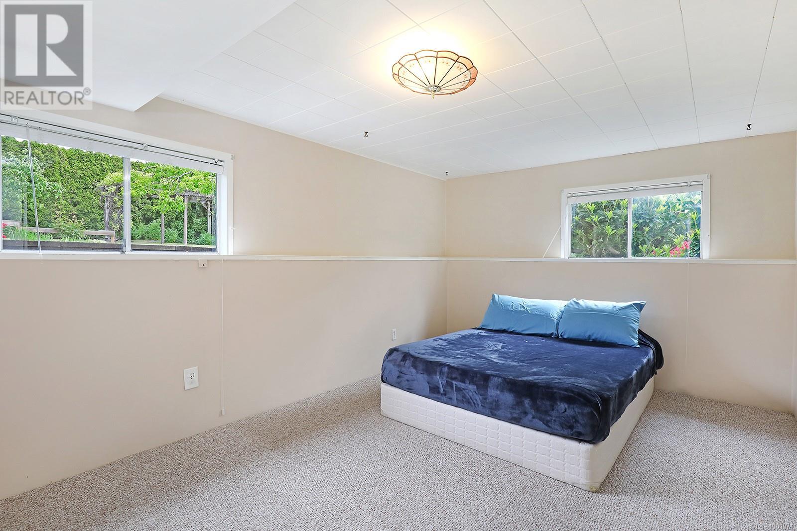 251 Beach Dr, Comox, British Columbia  V9N 1W3 - Photo 28 - 1000971