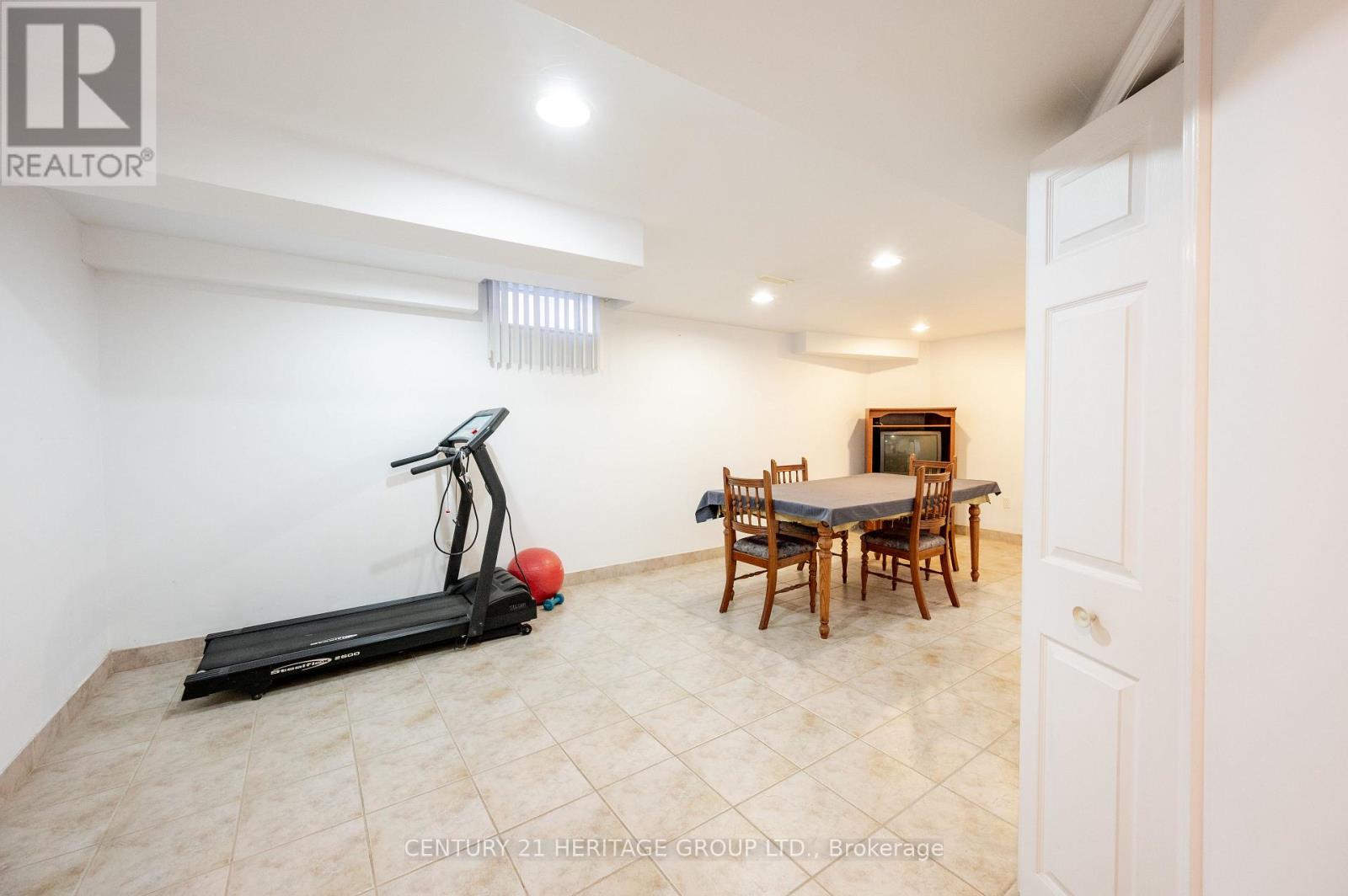 73 Solway Avenue, Vaughan (Maple), Ontario  L6A 2W8 - Photo 34 - N12018394