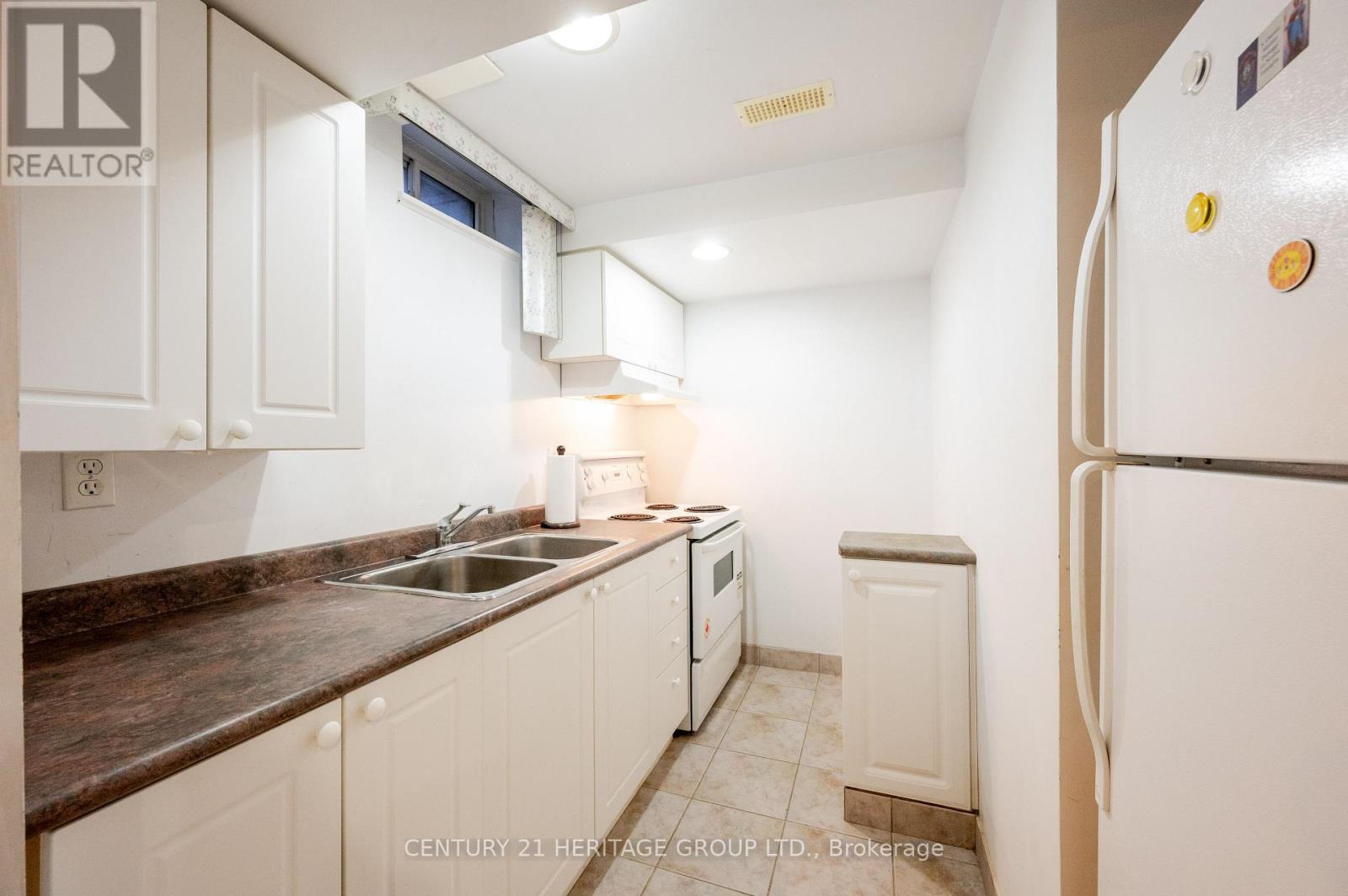 73 Solway Avenue, Vaughan, Ontario  L6A 2W8 - Photo 37 - N12018394